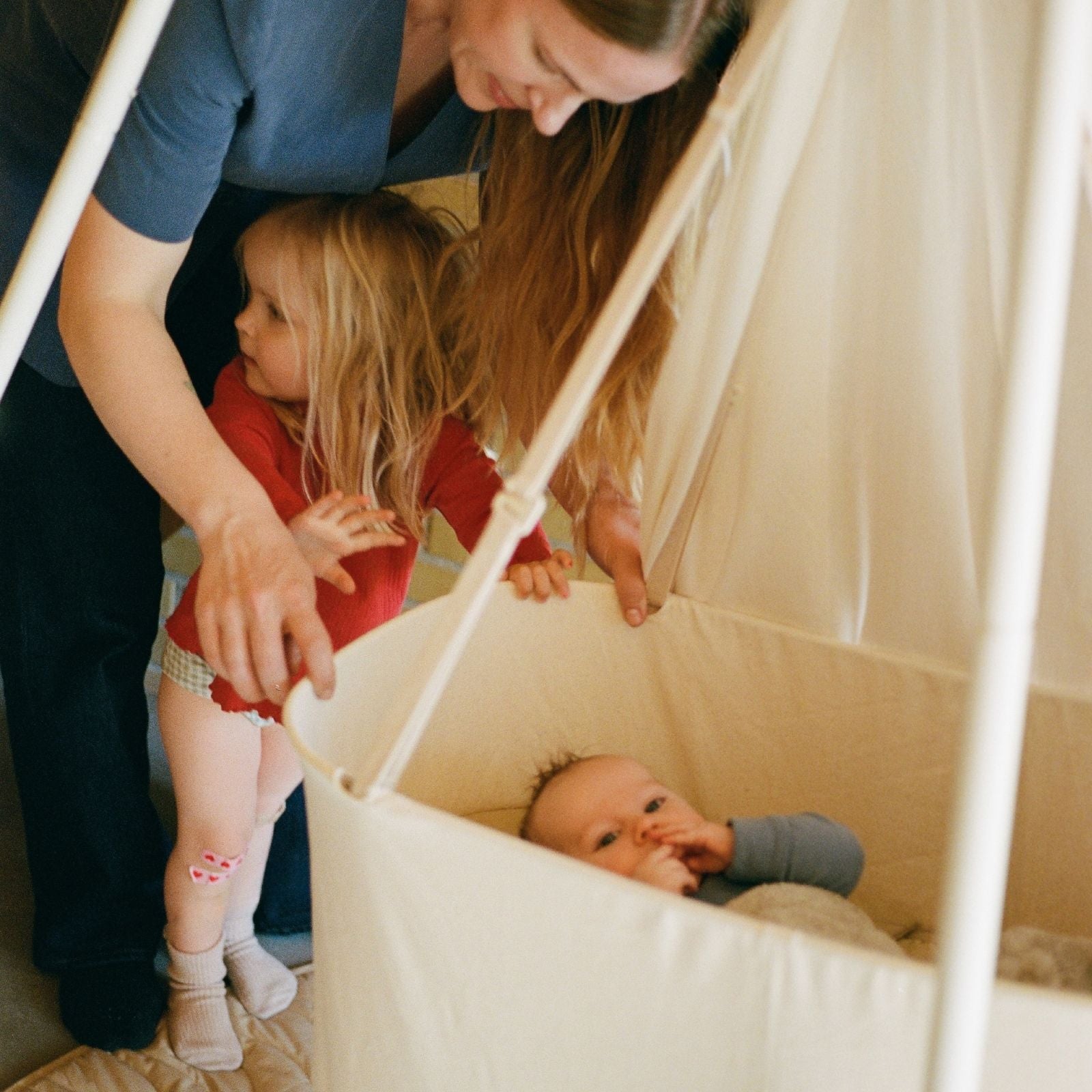 Baby Cradle with cradle bouncer